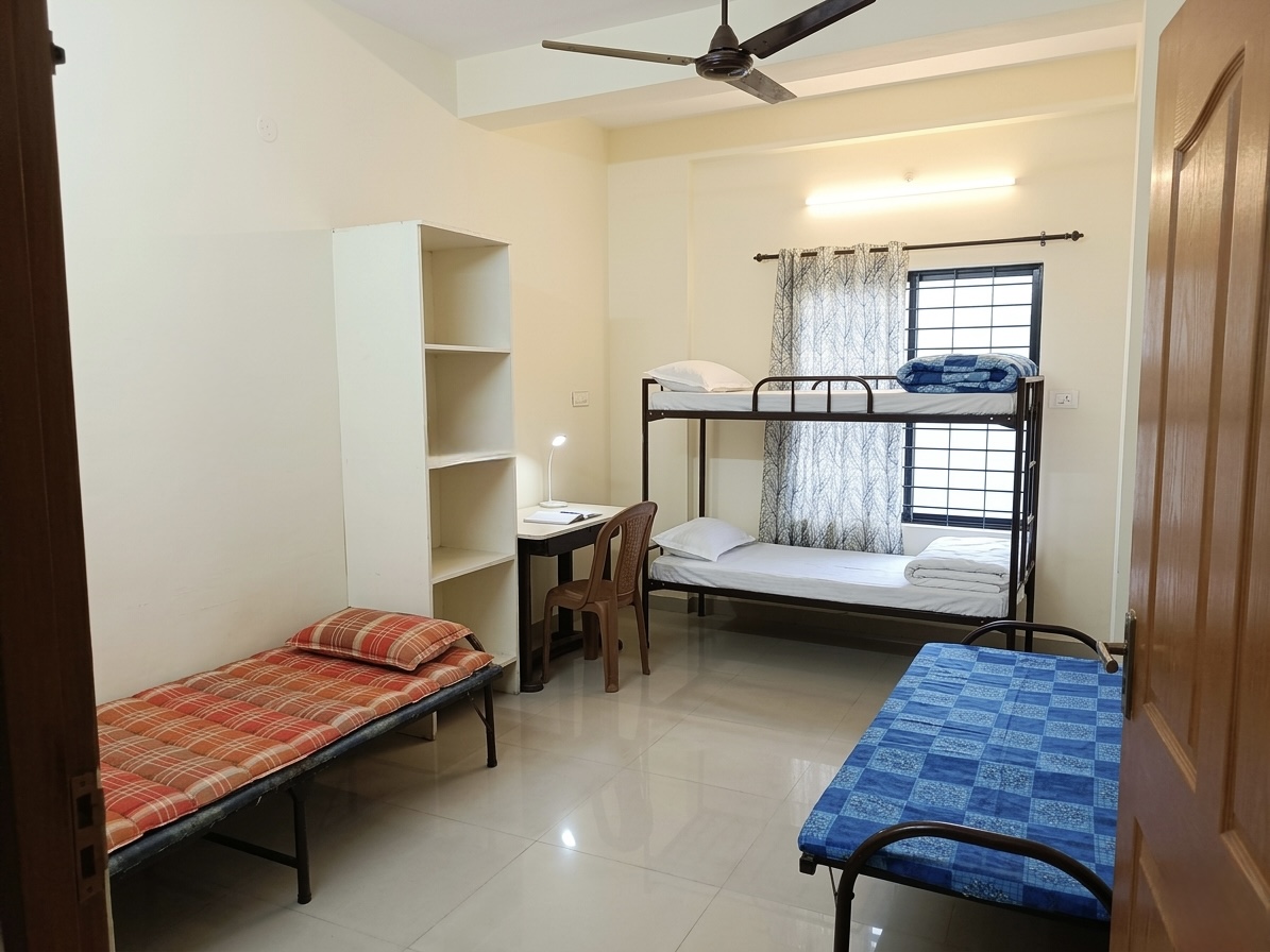 4 sharing room at Palace Boys Hostel, affordable boys hostel in Kottayam